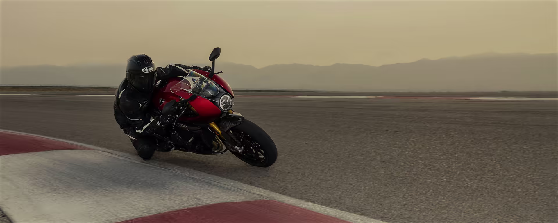 2023 Triumph Speed Triple 1200 RR