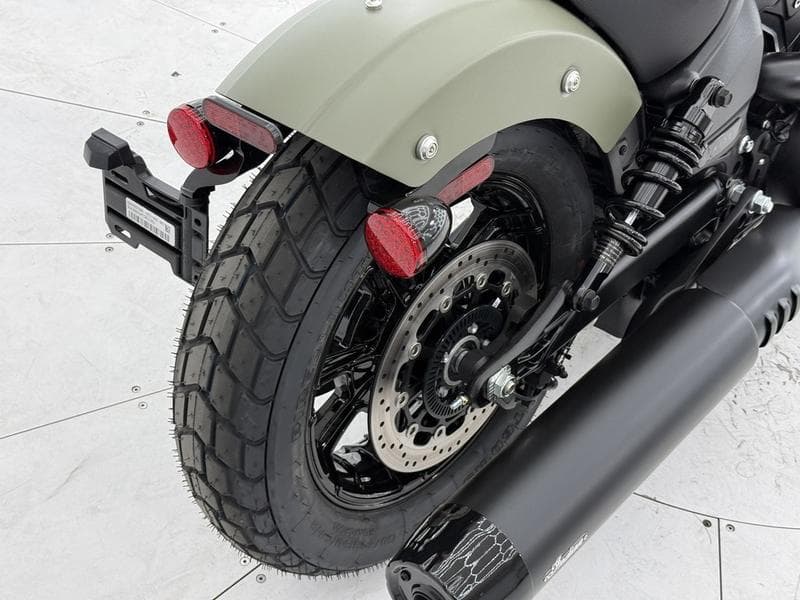 2026 Indian Scout® Bobber Limited +Tech Moss Green Smoke
