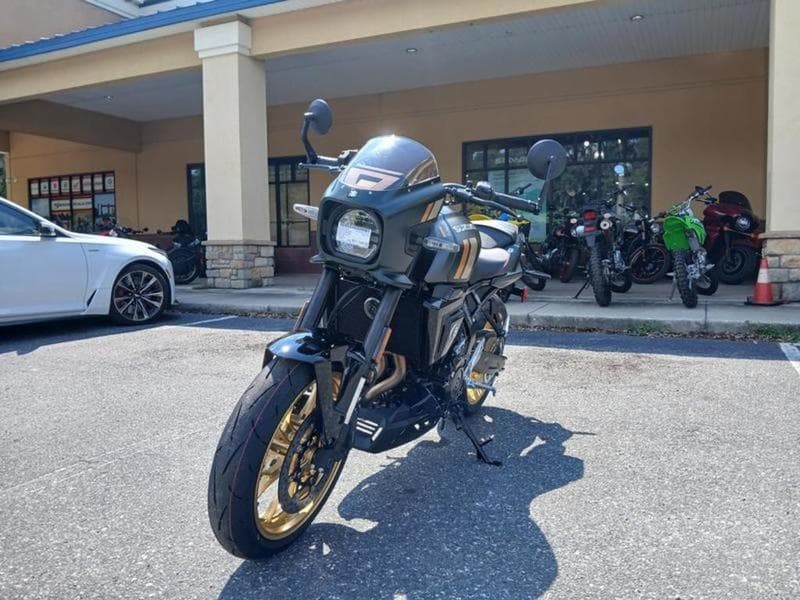 2026 Suzuki GSX-8TT